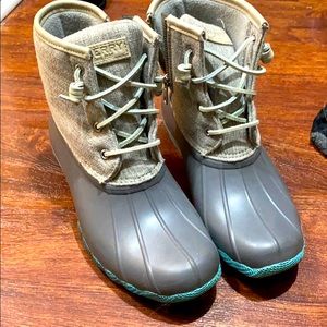 COPY - Sperry Duck boots